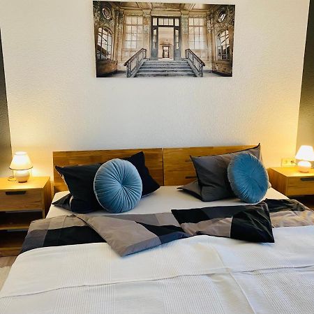Apartment- Metzingen Метцинген Екстер'єр фото