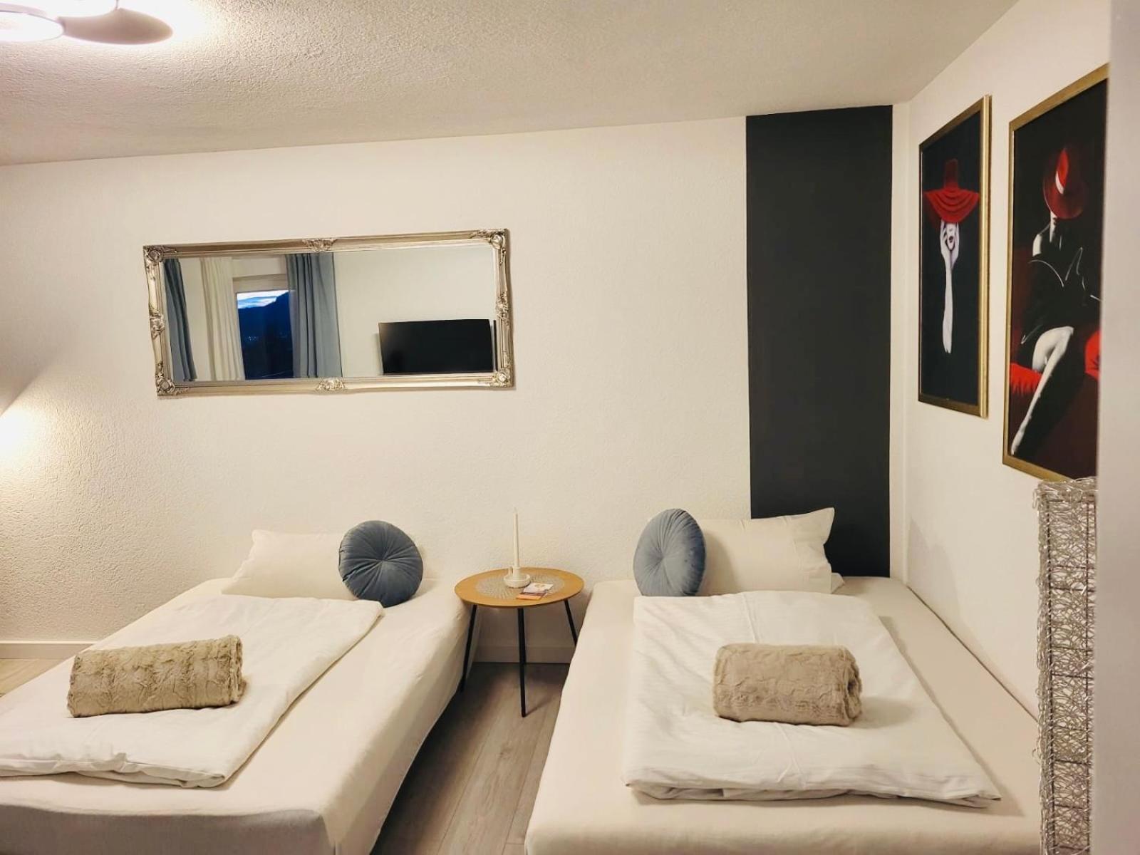 Apartment- Metzingen Метцинген Екстер'єр фото
